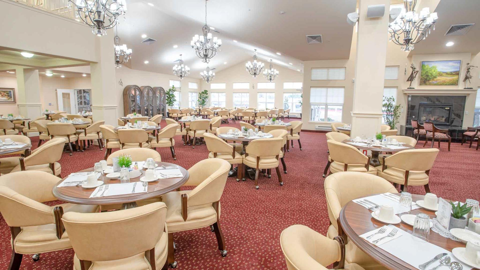 Maple Ridge dining room